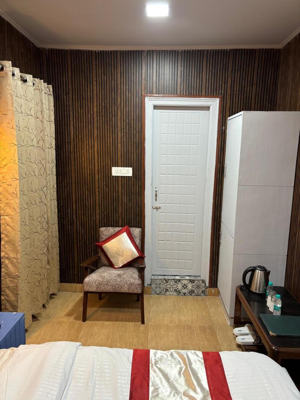 Hotel Amar Mussoorie Ngoại thất bức ảnh