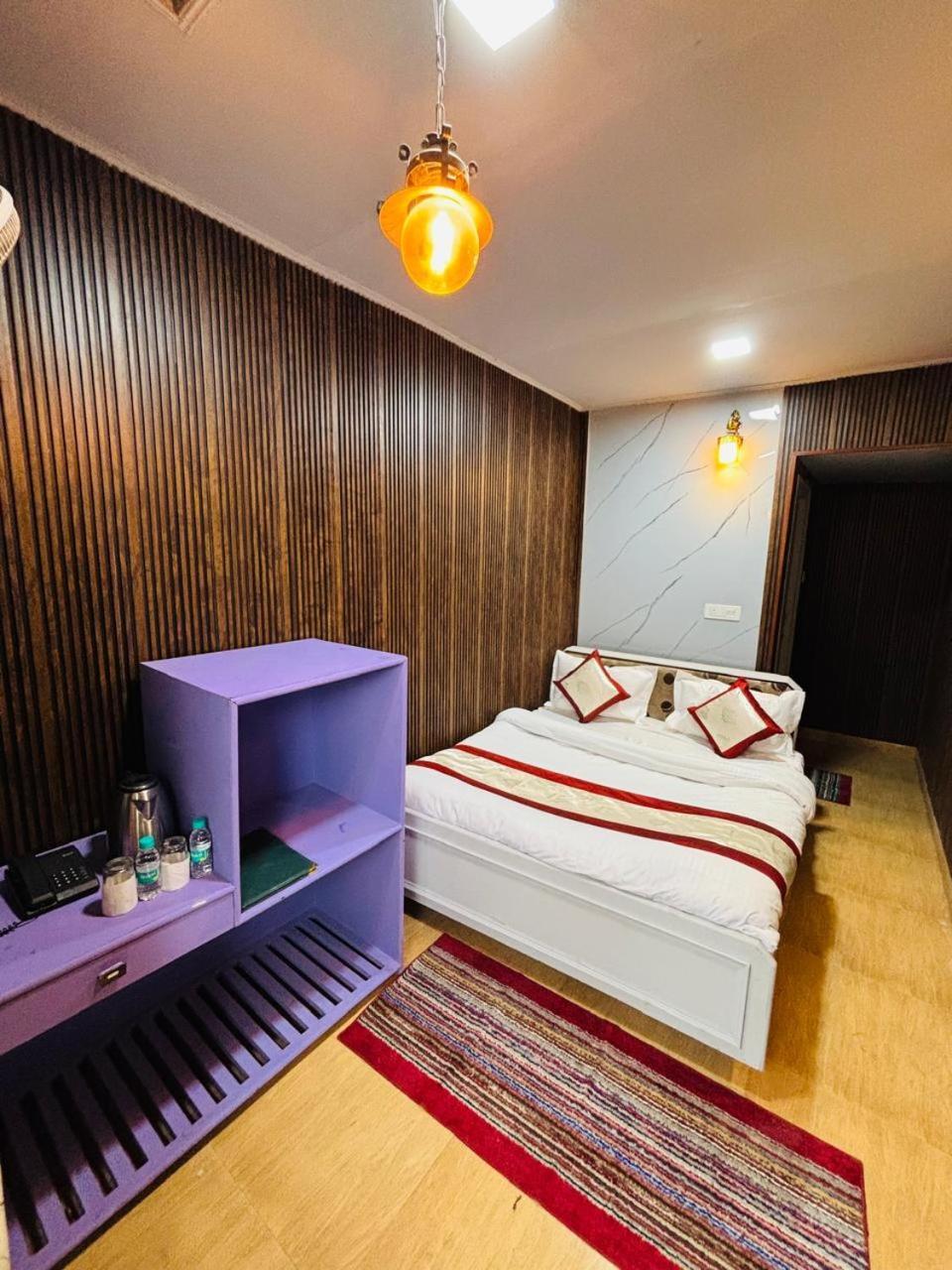 Hotel Amar Mussoorie Ngoại thất bức ảnh